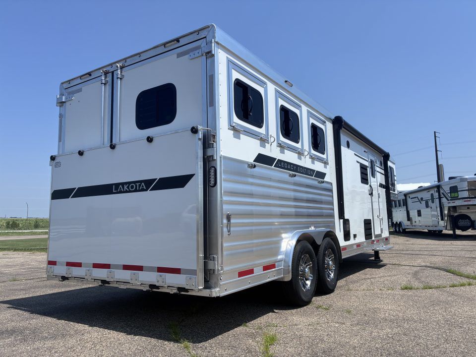 Trailer Photo 7