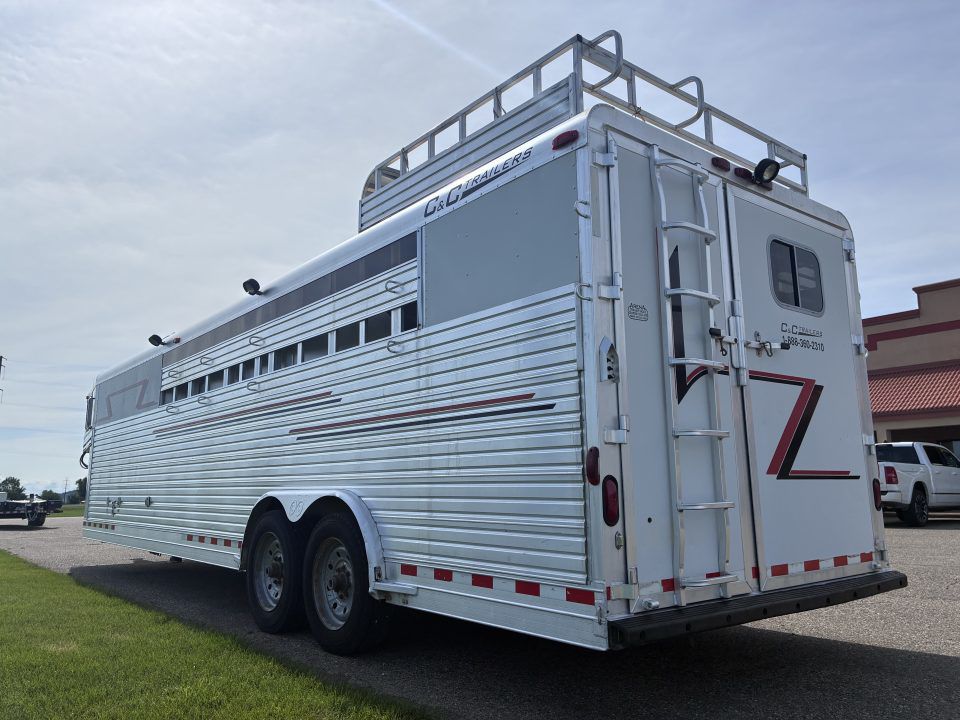 Trailer Photo 5