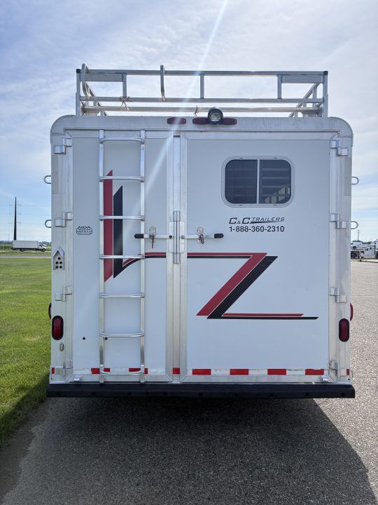 Trailer Photo 6