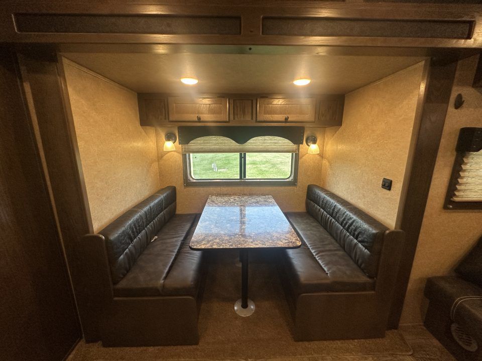 Trailer Photo 26