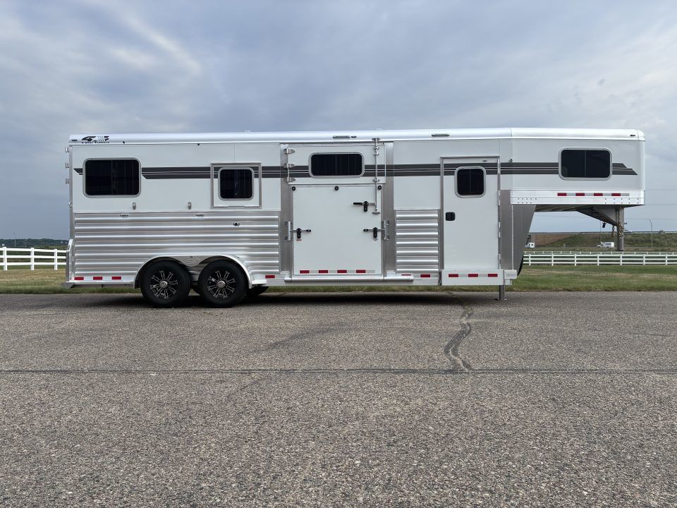 2027 4-Star Trailers 2 + 1