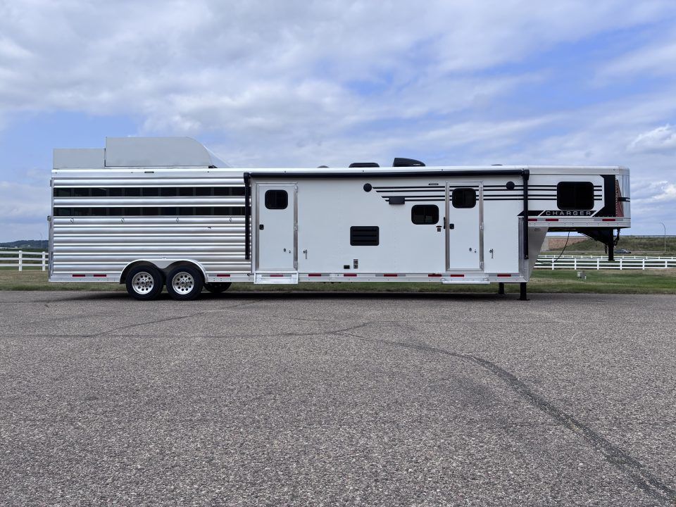 2027 Lakota 14' LE 13'LQ