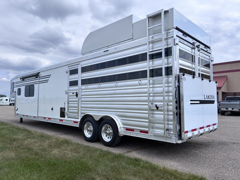 Trailer Photo 7