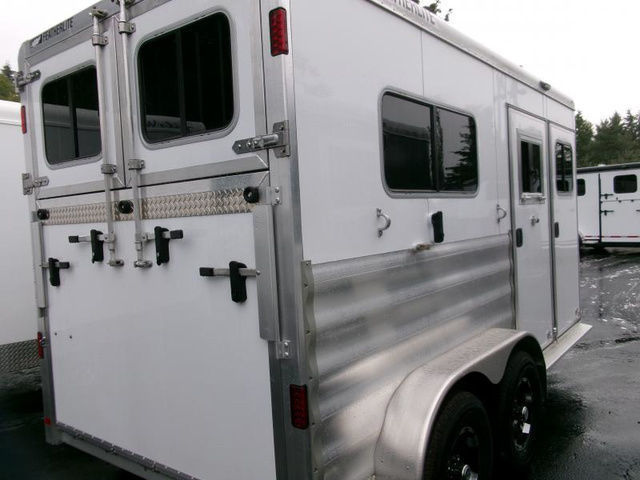 2024 Featherlite 9300