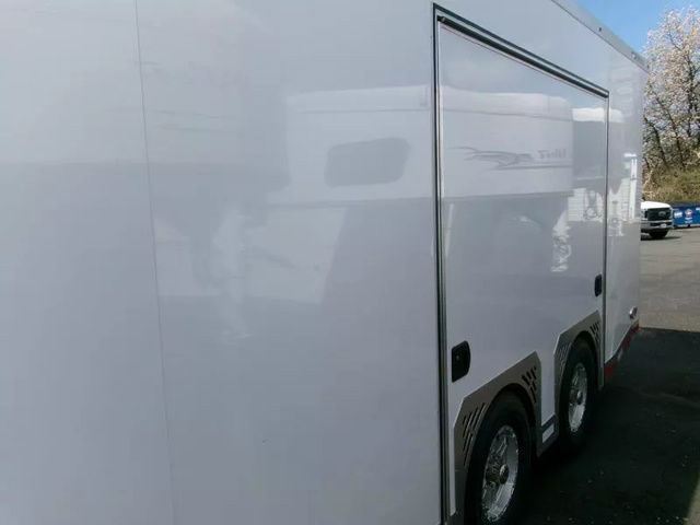 2025 Featherlite 4410