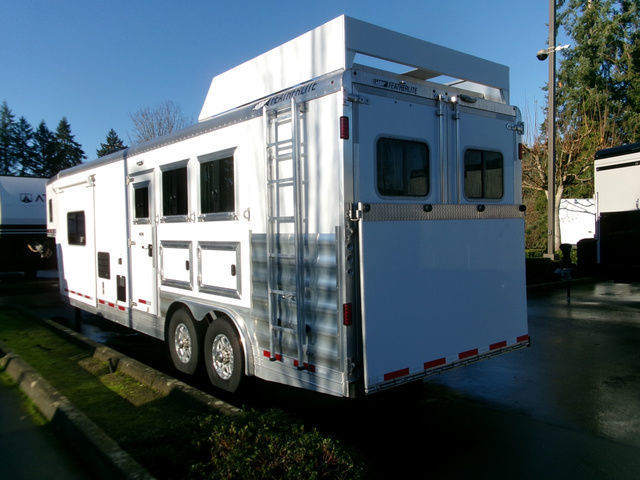 2026 Featherlite 9808