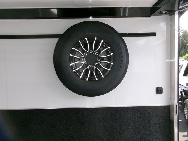 Trailer Photo 14