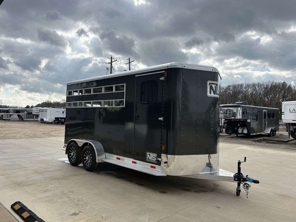 Trailer Photo 11