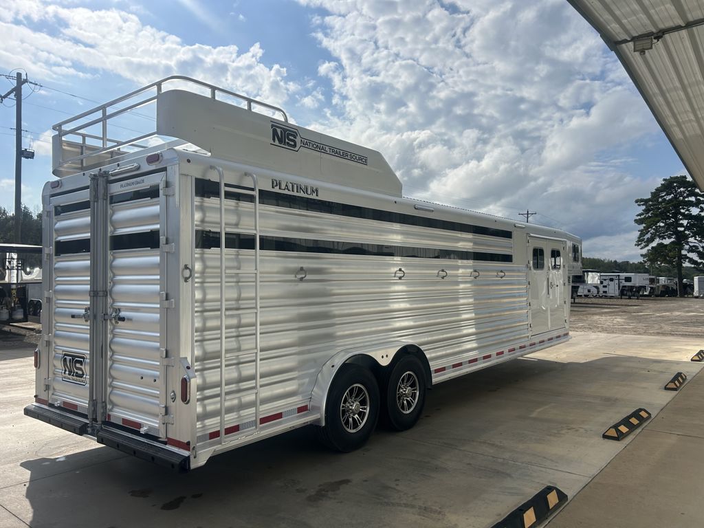 Trailer Photo 10
