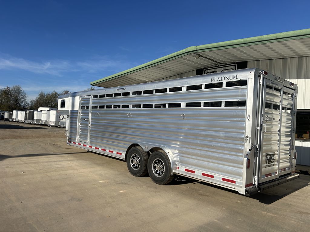 2026 Platinum Coach 26' livestock gooseneck trailer