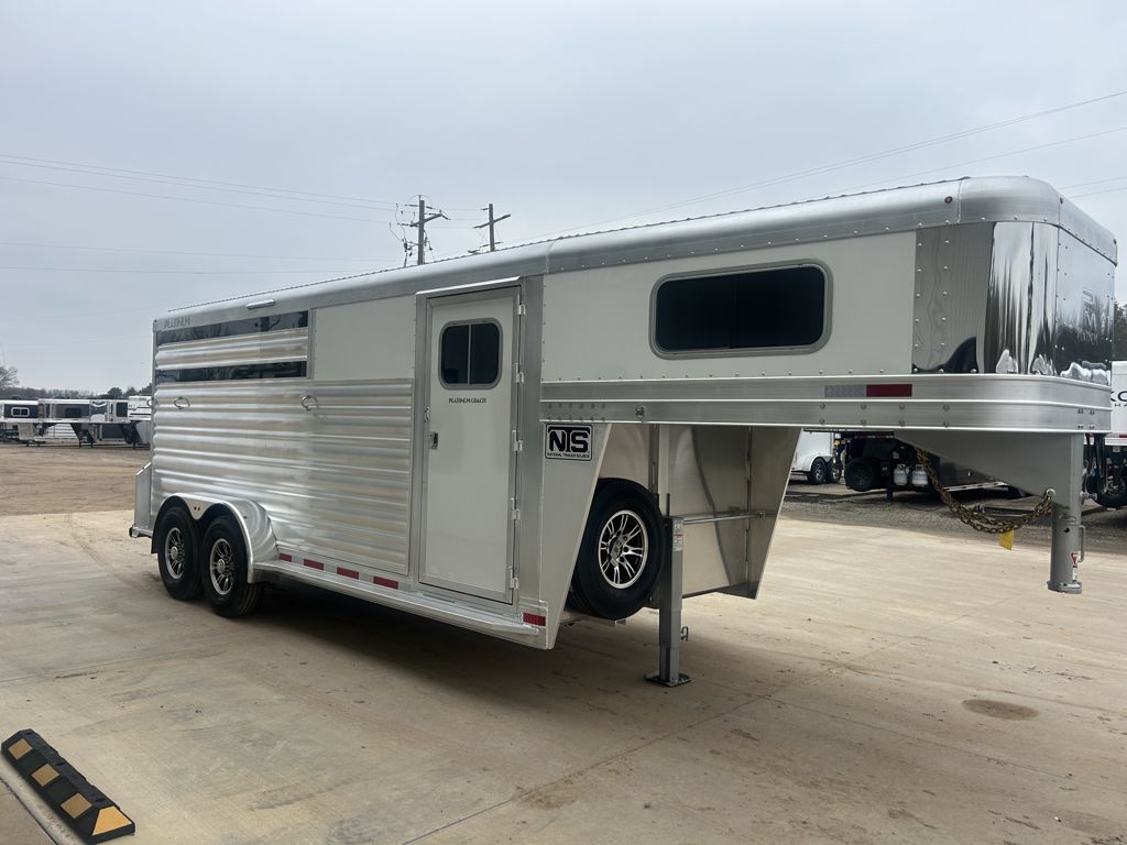 Trailer Photo 12