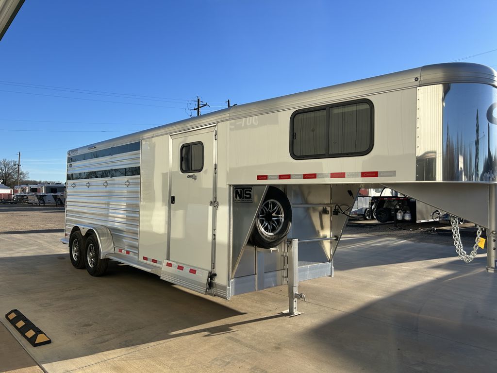 Trailer Photo 12