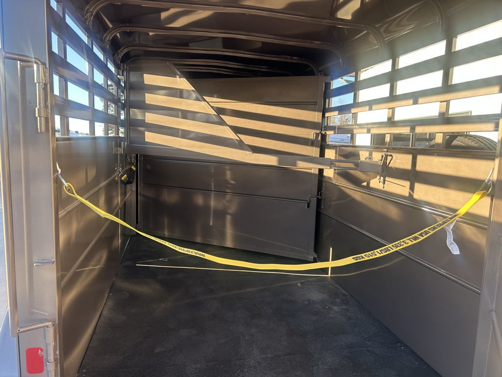 2026 Delta 2 horse bumper pull trailer