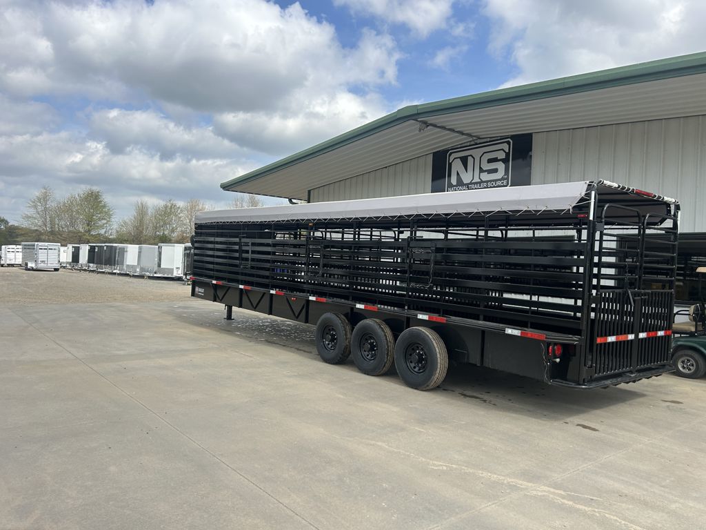 2026 W-W 32' livestock gooseneck trailer