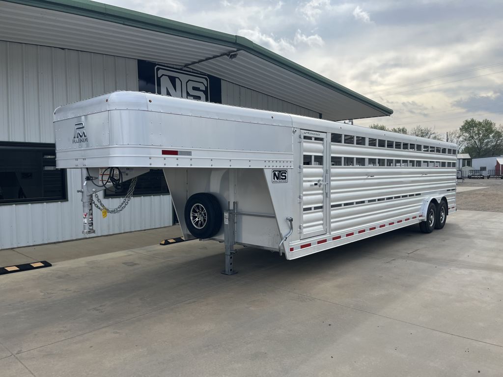 2026 Platinum Coach 28' livestock gooseneck trailer
