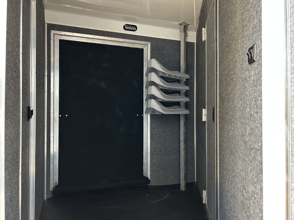 2026 smc patriot 14' livestock 13' living quarters