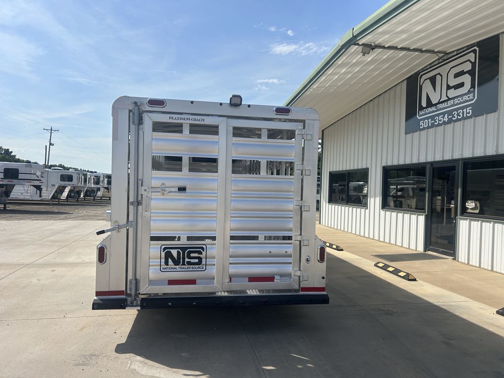 2026 Platinum Coach 24' livestock gooseneck trailer