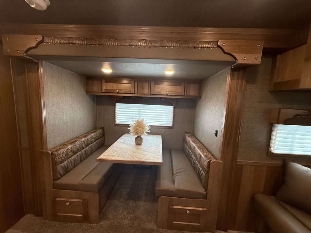 Trailer Photo 15