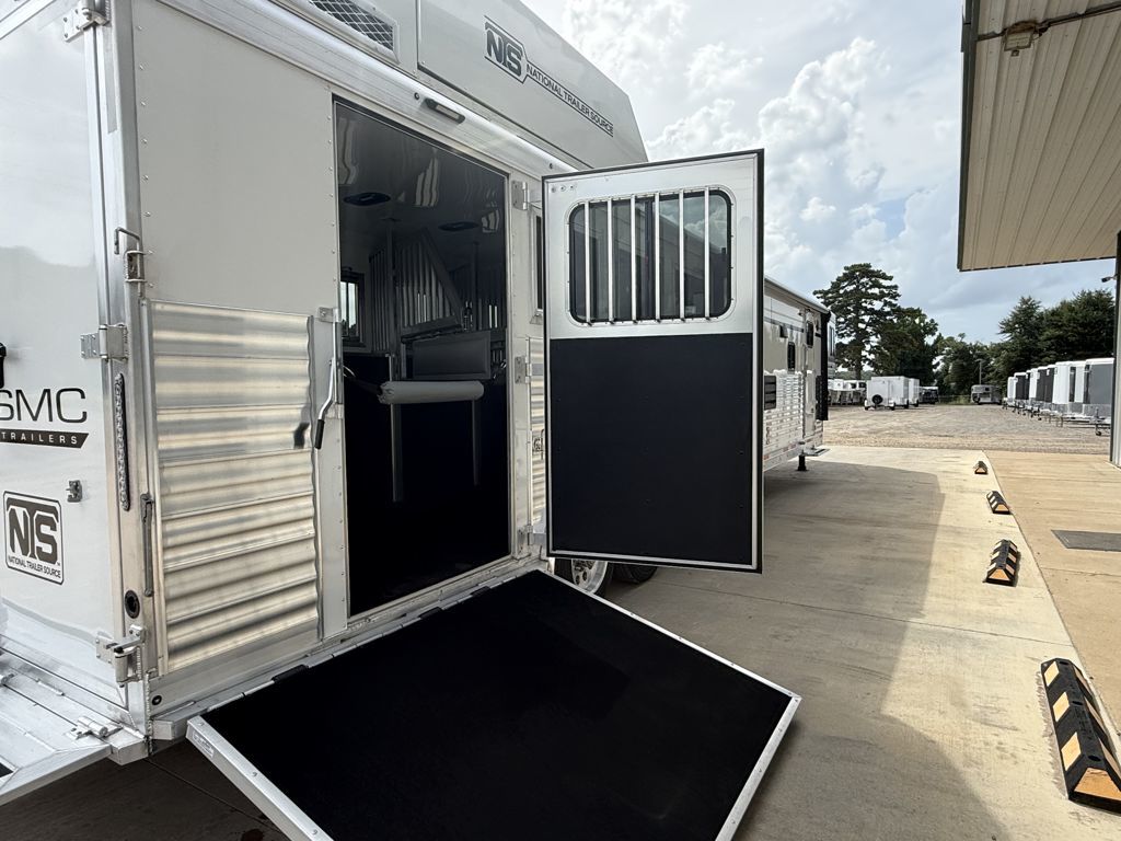 Trailer Photo 7