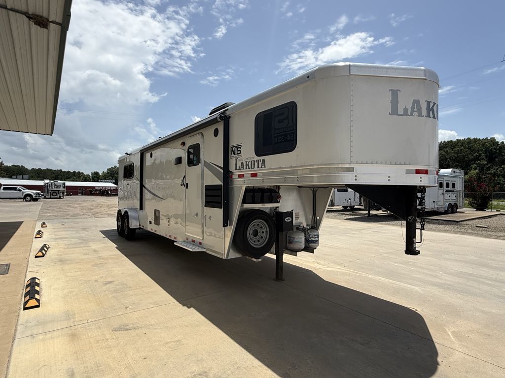 Trailer Photo 15