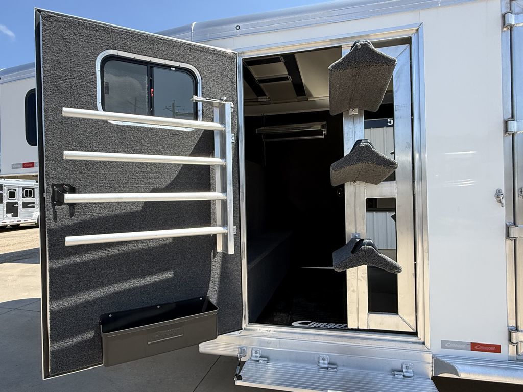 Trailer Photo 4