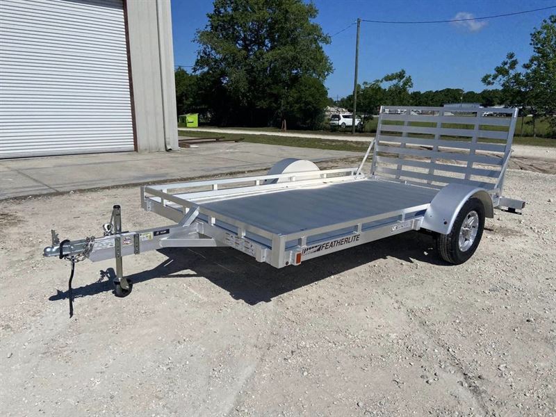 2022 Featherlite
