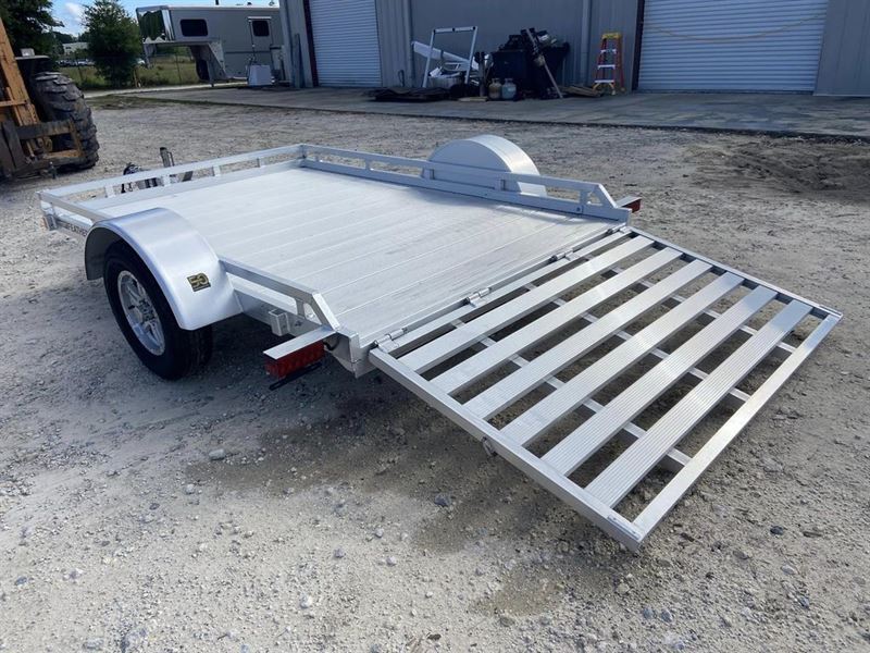2023 Featherlite