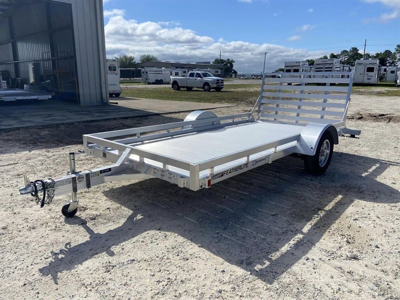 2023 Featherlite