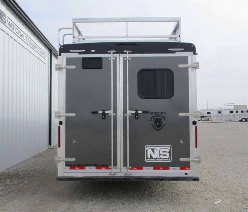 2023 Bison silverado 4 horse gooseneck trailer with 11' livin