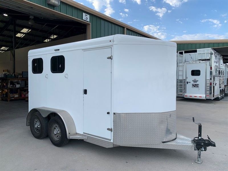 2021 Trails West 2 Horse Bumper Pull Trailer