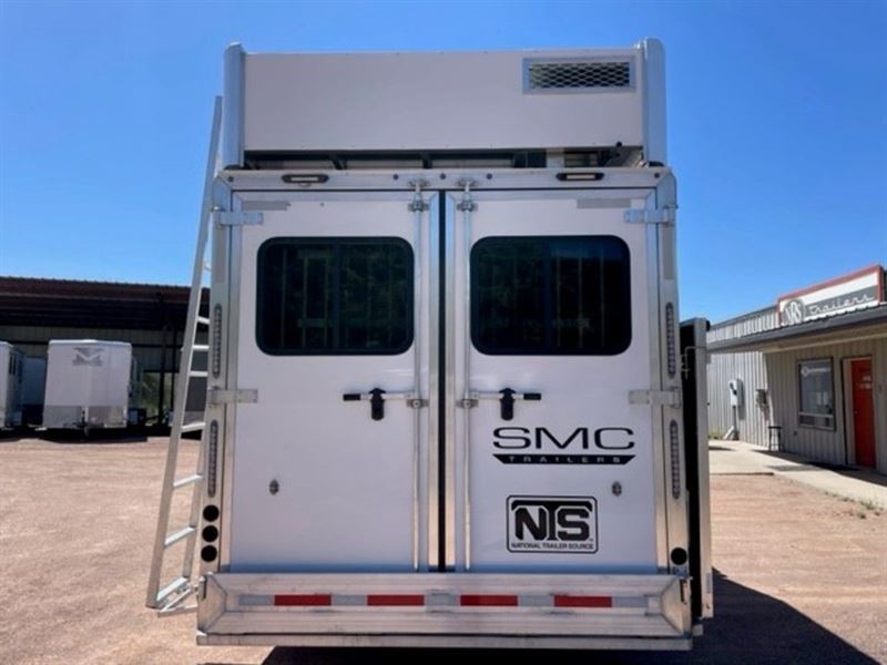 2023 smc laramie 3 horse side load gooseneck trailer with 1