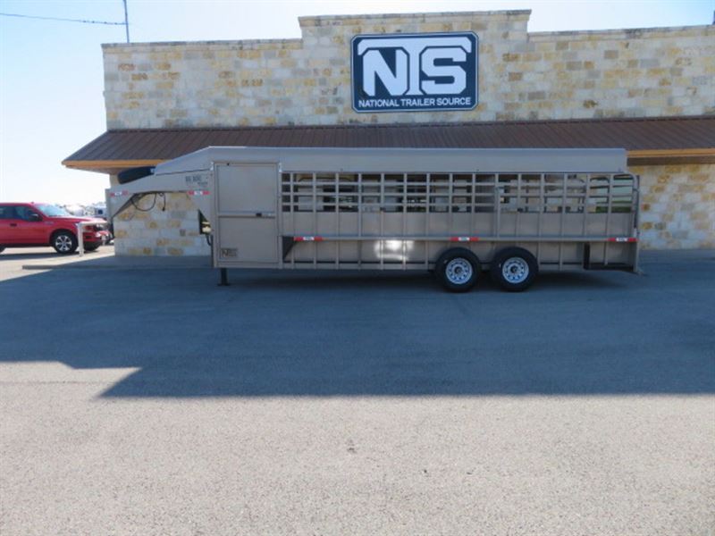 2023 Big Bend Trailers 24' Livestock Gooseneck Trailer