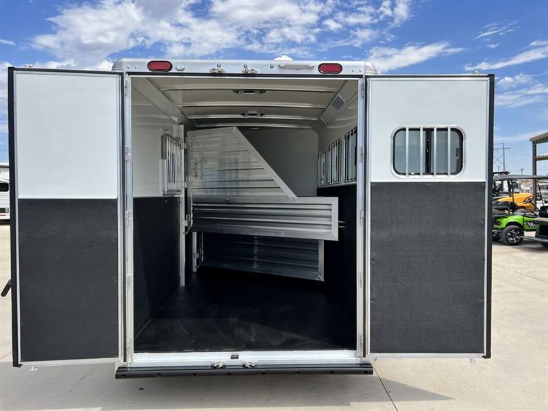 2024 Cimarron Trailers 3 Horse Bumper Pull Trailer