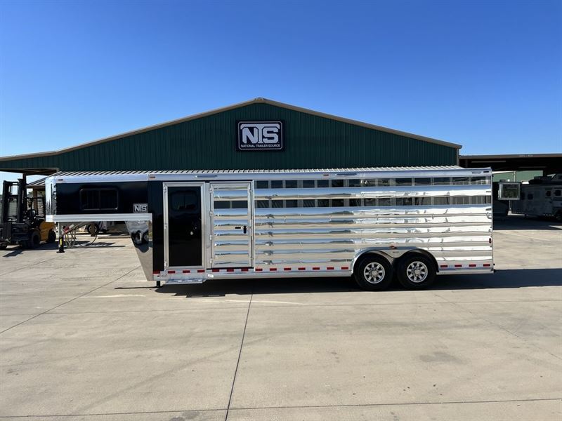 2024 Twister Trailer 5 Horse Gooseneck Trailer with Trainer Split Tack