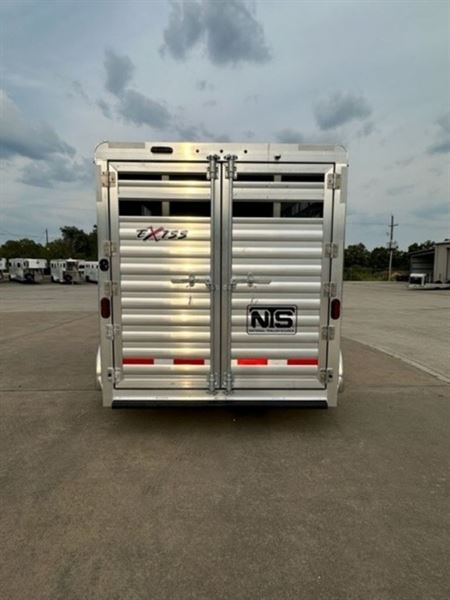 2023 Exiss 2 horse bumper pull trailer