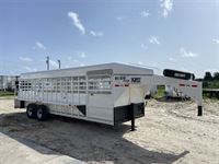 2023 Big Bend 24' livestock gooseneck trailer