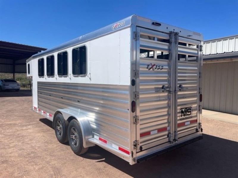 2024 Exiss 4 horse gooseneck trailer