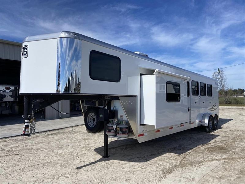 2024 Shadow 4 horse gooseneck trailer with 9' living quarters