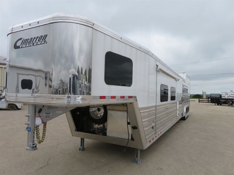 2024 Cimarron 4 horse side load gooseneck trailer with 23' outla