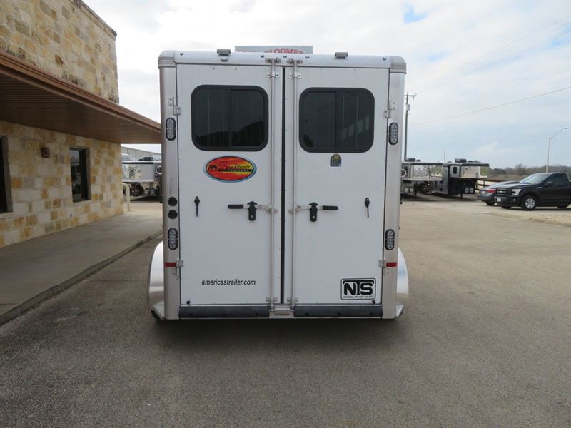 2024 Sundowner 3 horse bumper pull trailer