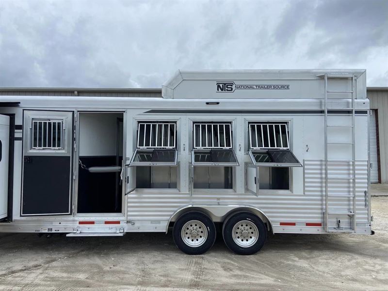 2025 smc laramie 4 horse gooseneck trailer with 13' living