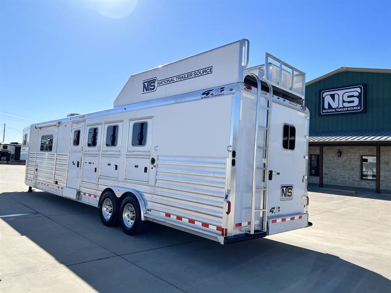 2021 4-star 4 horse side load gooseneck trailer with 13'8 livi