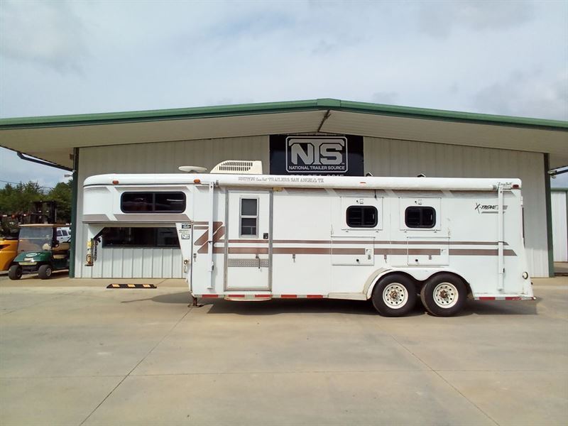 2000 Bruton 2 horse gooseneck trailer with 8' living quarters