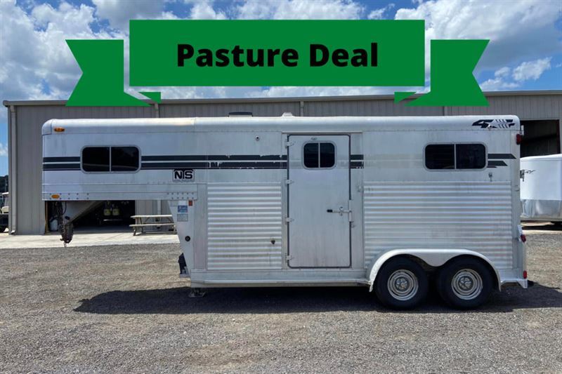 1999 4-star 2 horse straight load gooseneck trailer