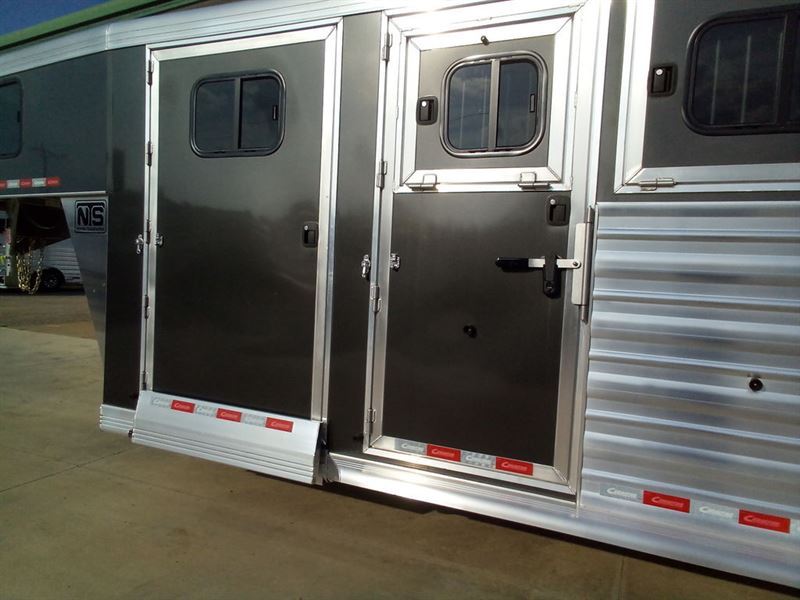 2024 Cimarron 4 horse gooseneck trailer with double door tack