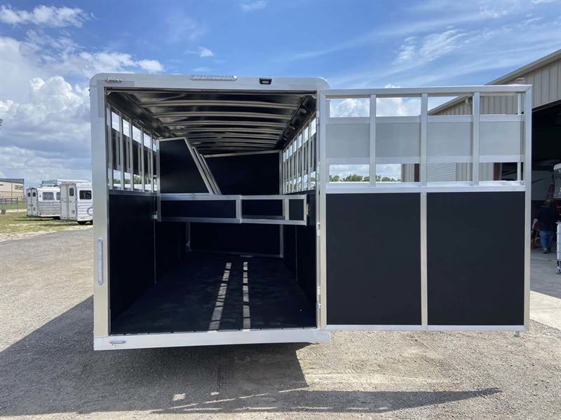 2026 Shadow 4 horse bumper pull trailer
