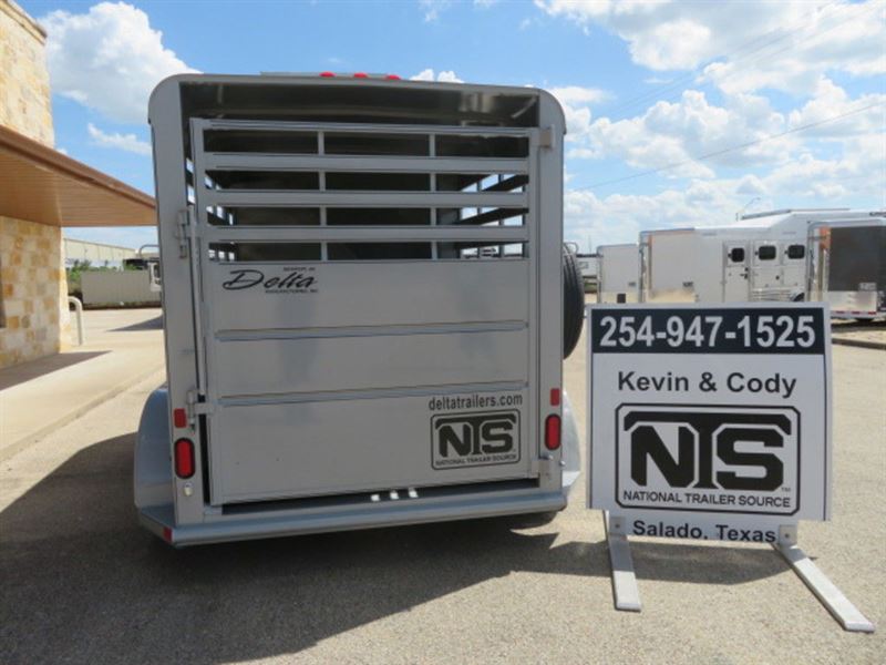 2025 Delta 2 horse bumper pull trailer