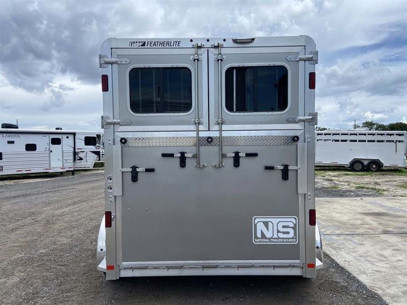 2025 Featherlite 2 horse straight load bumper pull trailer
