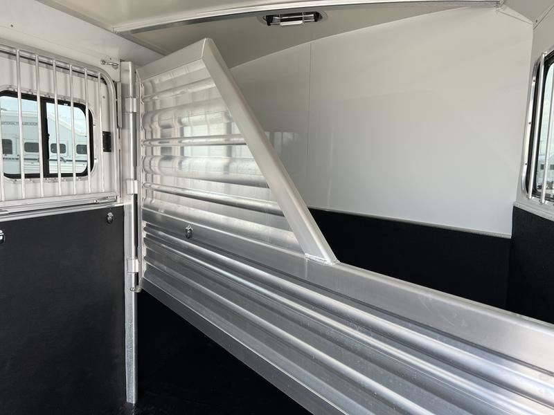 2026 Cimarron 2 horse bumper pull trailer