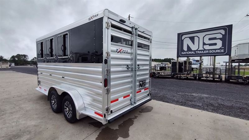 2025 Exiss 3 horse bumper pull trailer